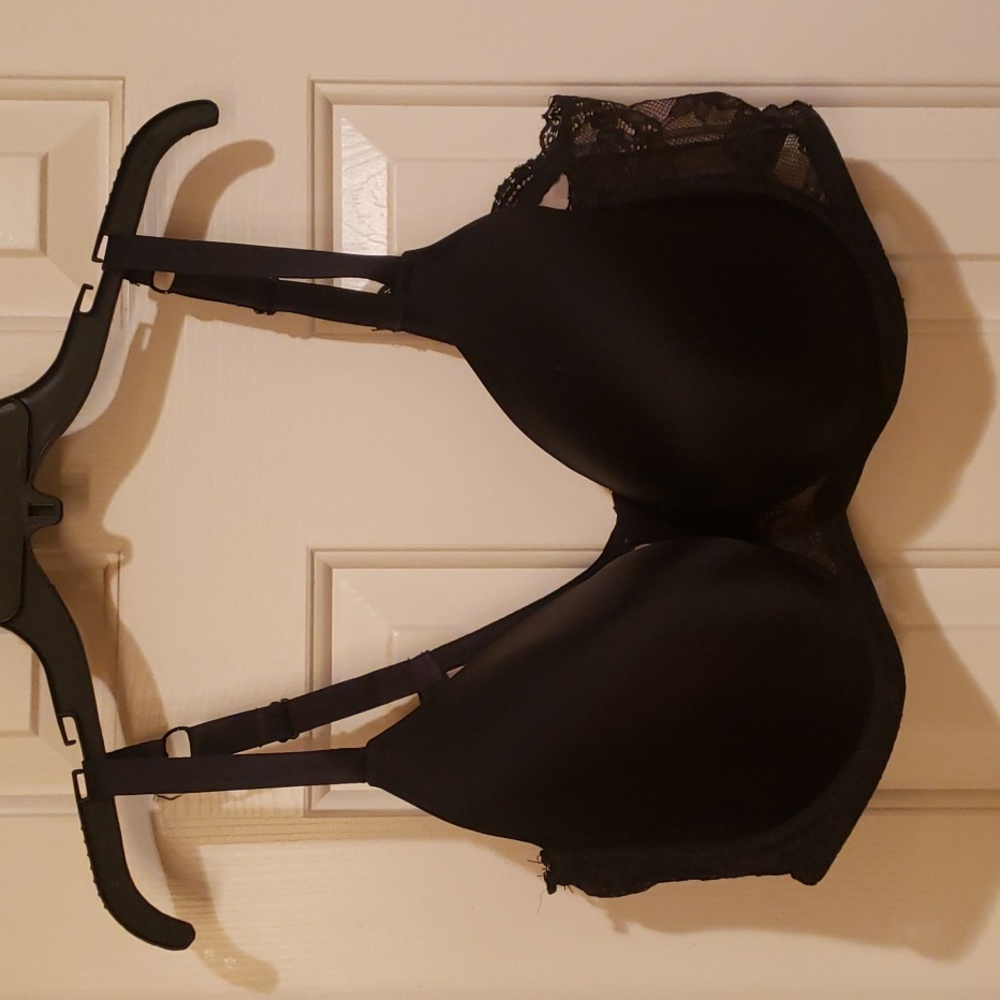 T shirt bra